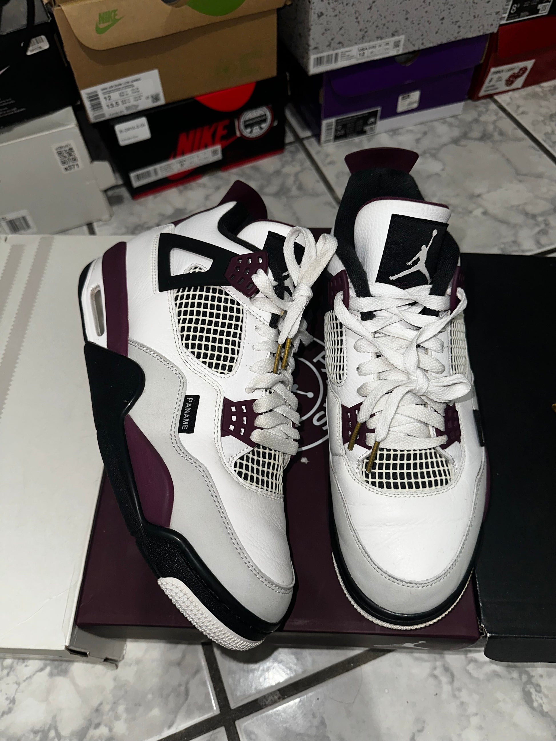Paris Saint-Germain x Air Jordan 4 Retro 'Bordeaux'
