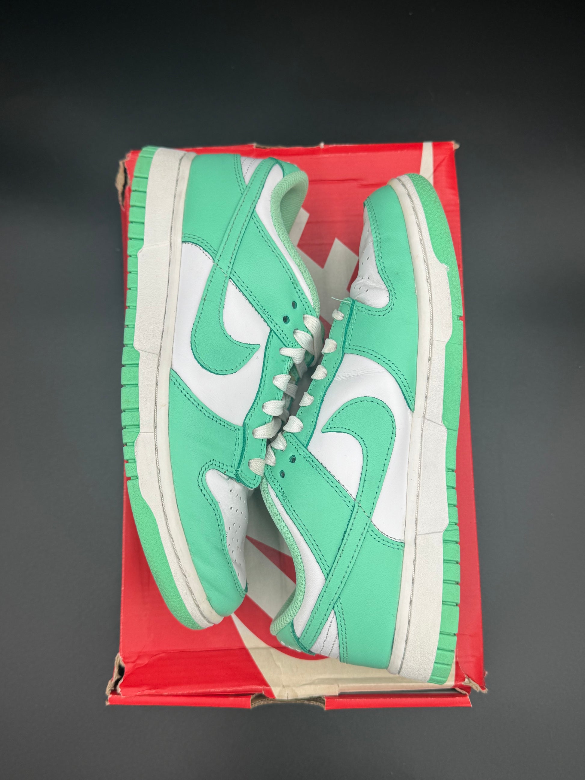 Nike Wmns Dunk Low 'Green Glow'