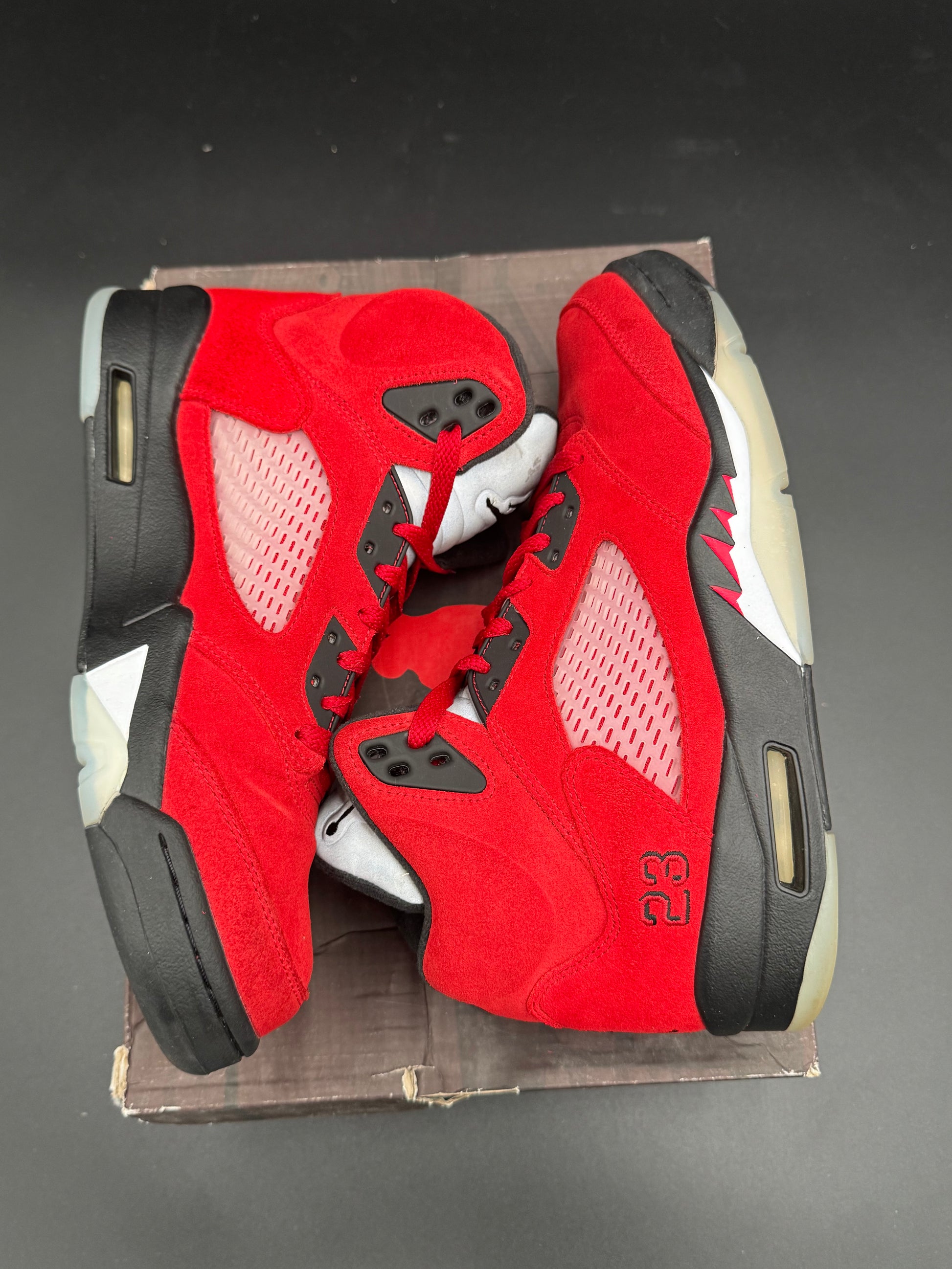 Air Jordan 5 Retro 'Raging Bull' 2021