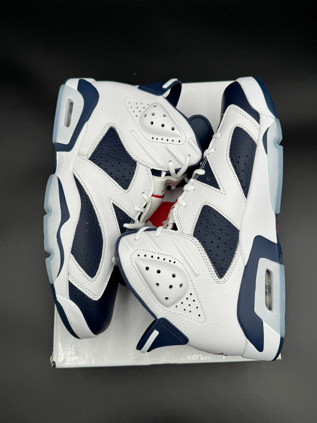 Air Jordan 6 Retro 'Olympic' 2024
