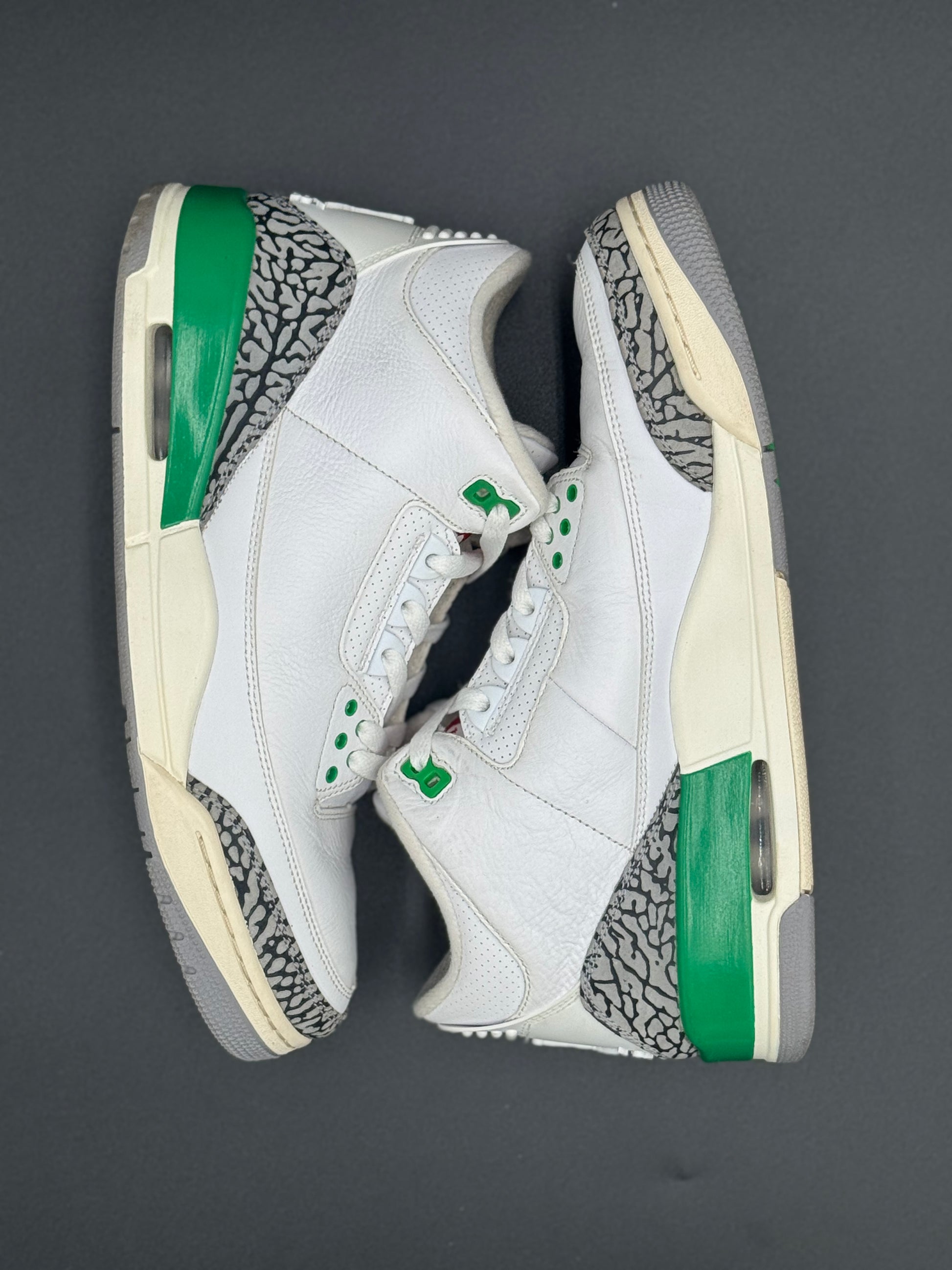 Wmns Air Jordan 3 Retro 'Lucky Green'