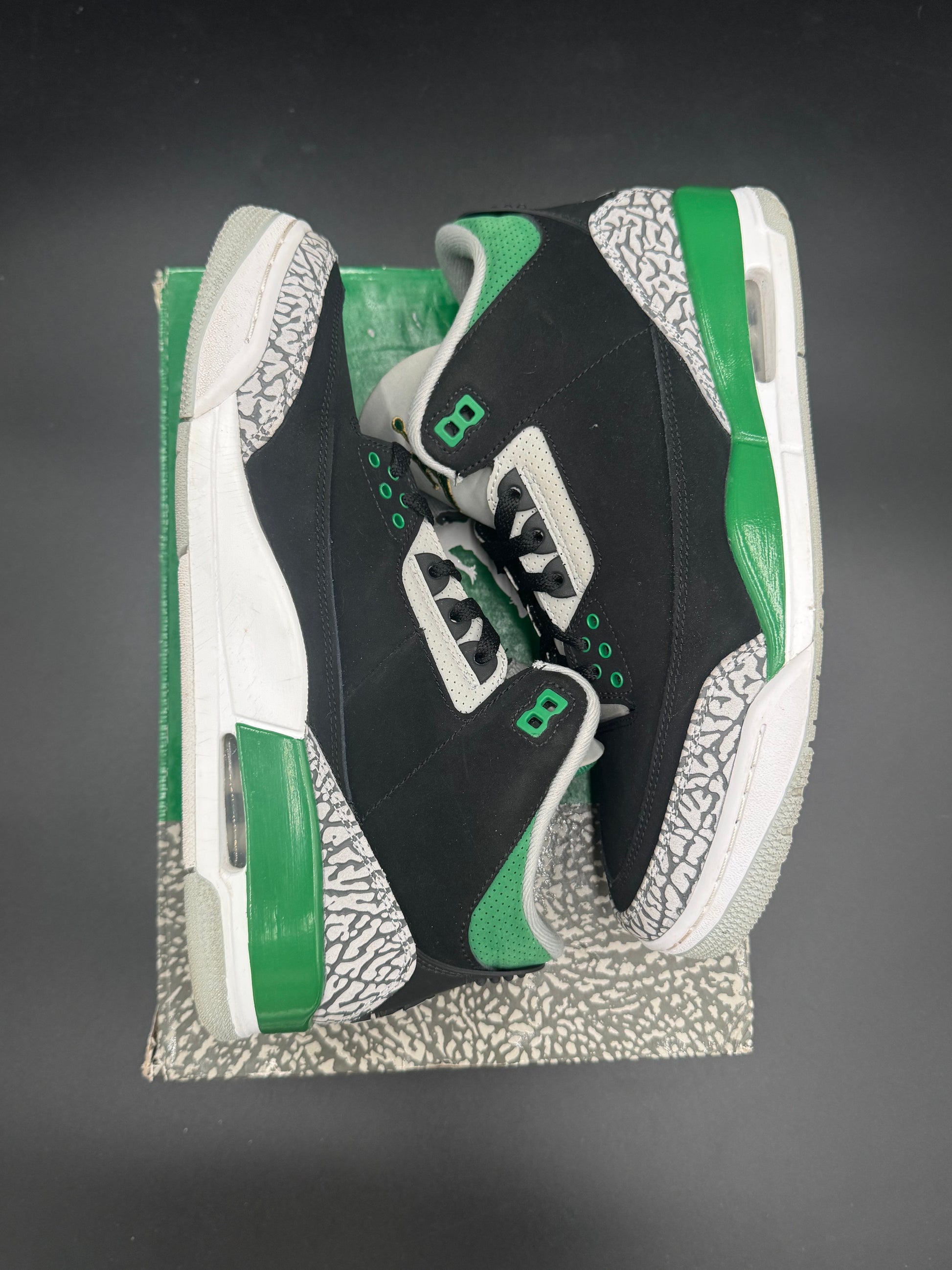 Air Jordan 3 Retro 'Pine Green'