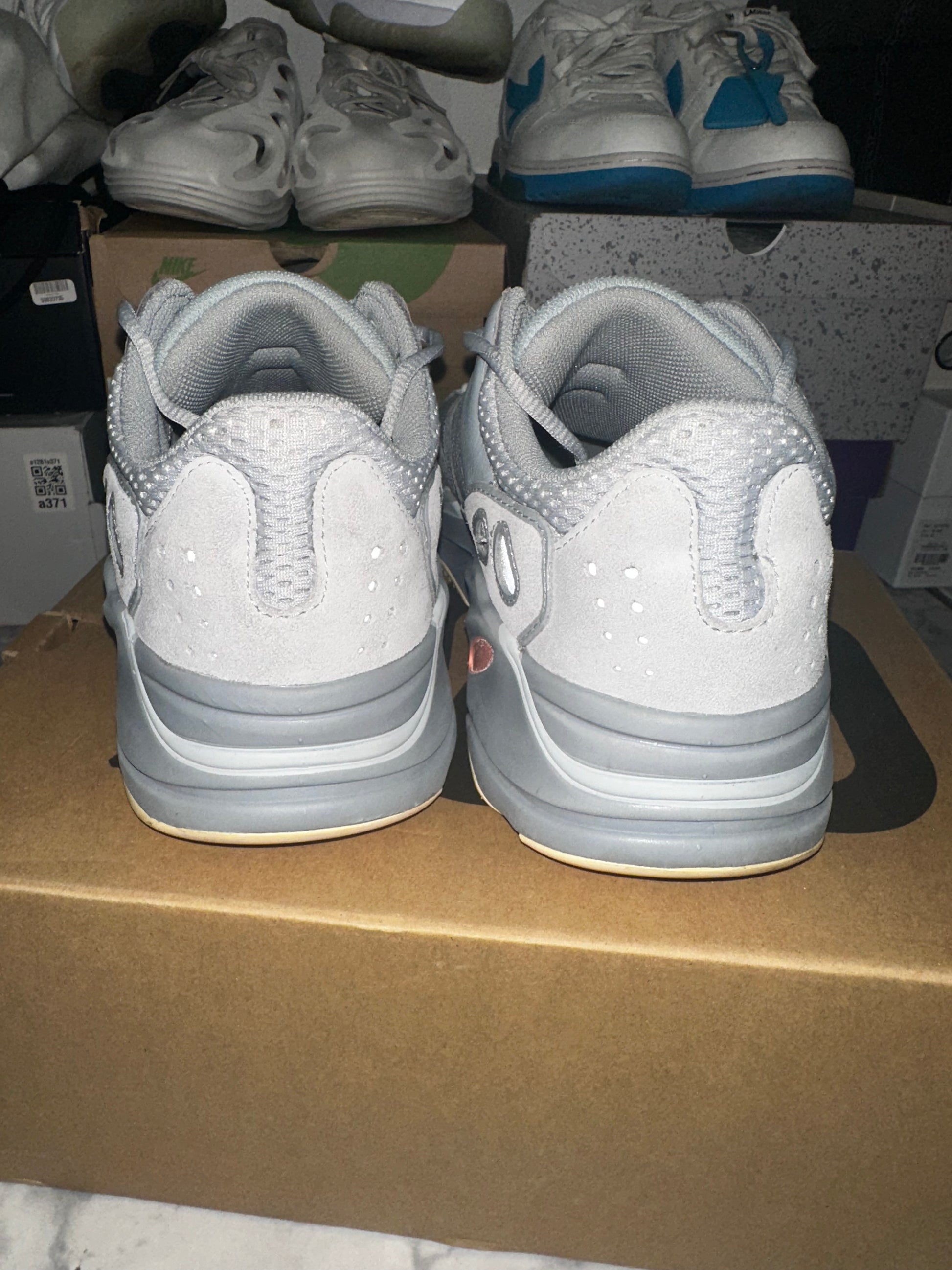 Yeezy Boost 700 'Inertia'