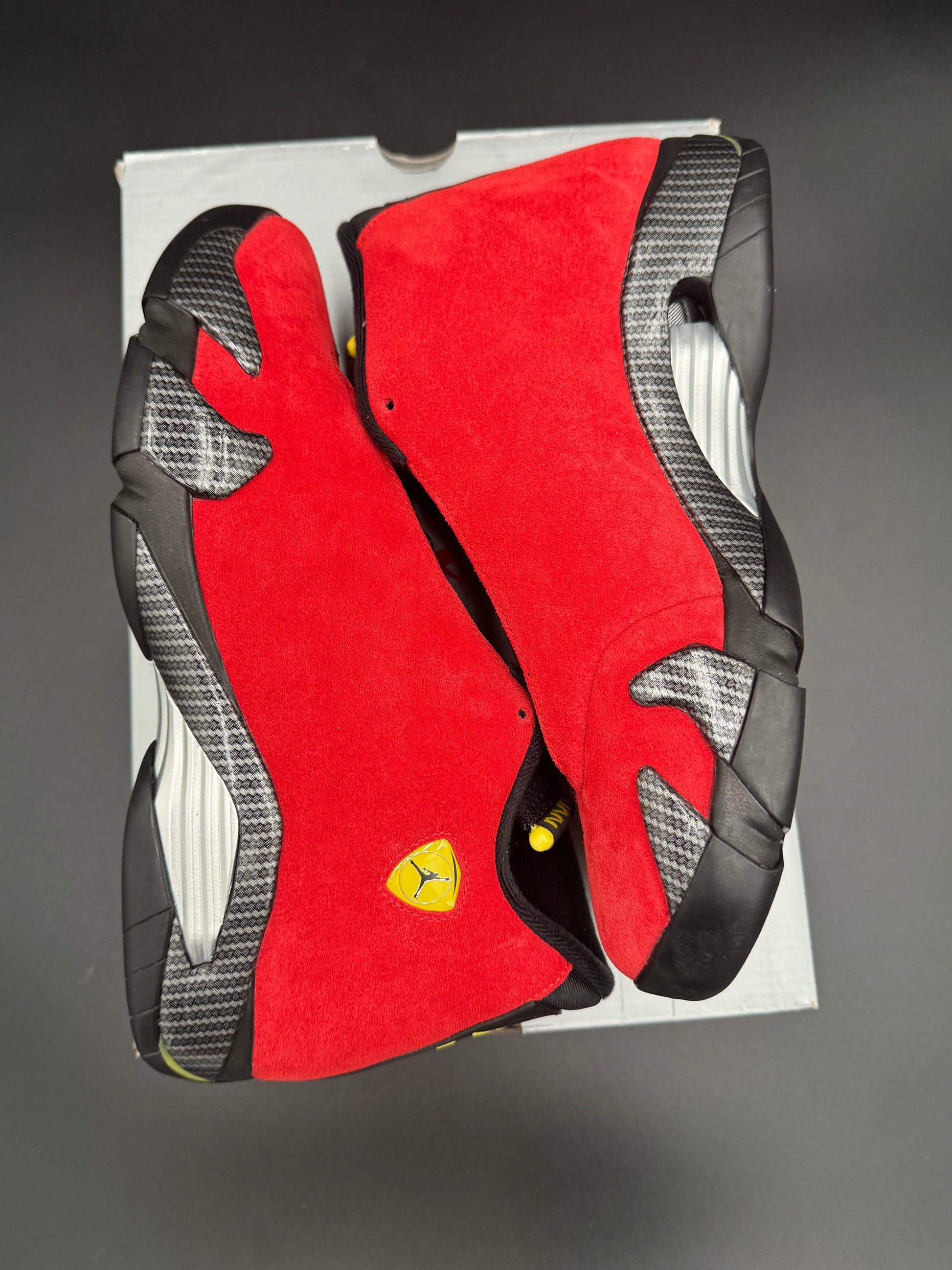 Air Jordan 14 Retro 'Ferrari' 2025