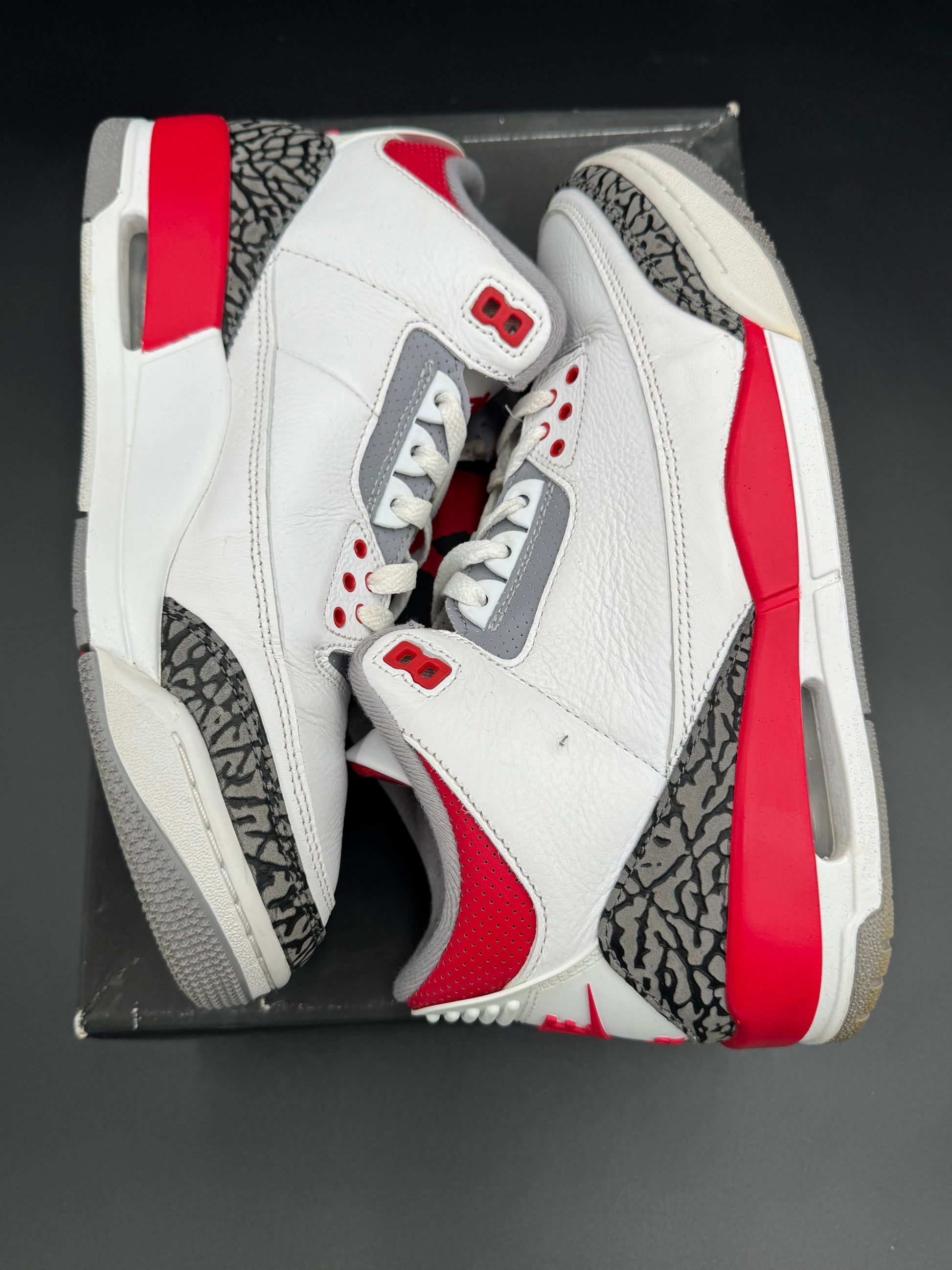 Air Jordan 3 Retro 'Fire Red'