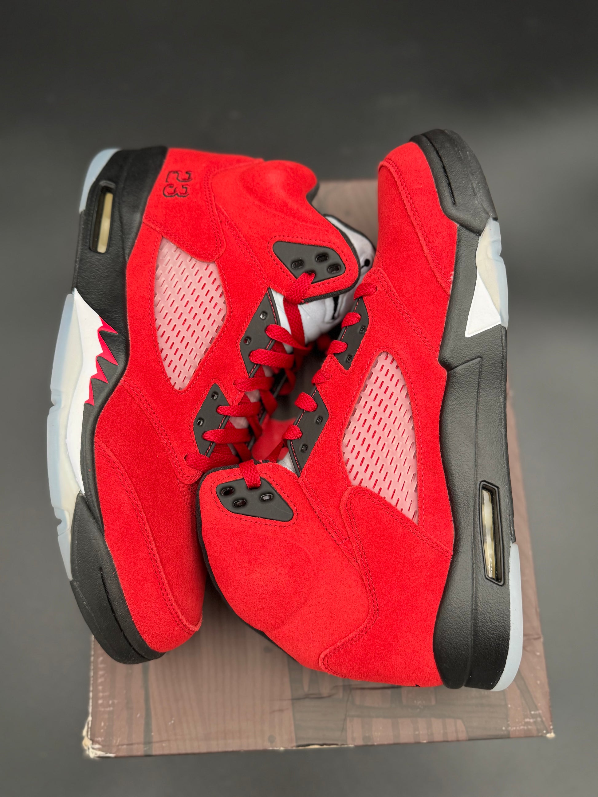 Air Jordan 5 Retro 'Raging Bull' 2021