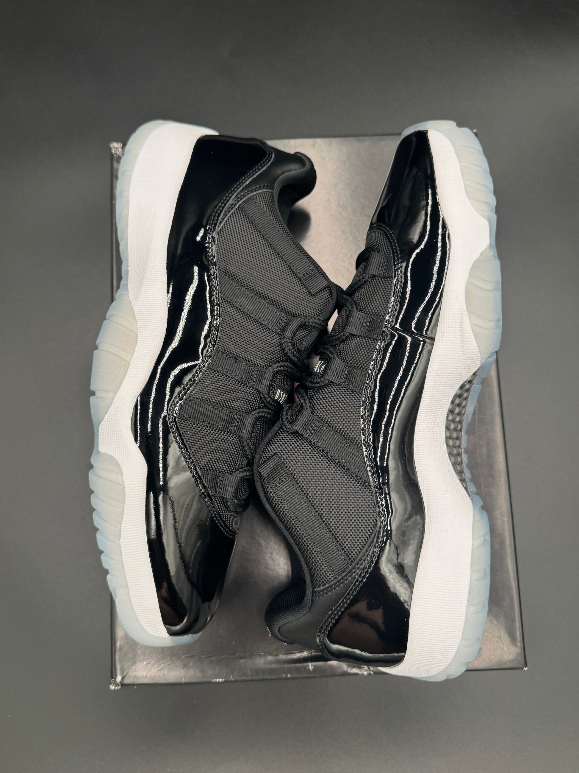 Air Jordan 11 Retro Low 'Space Jam'