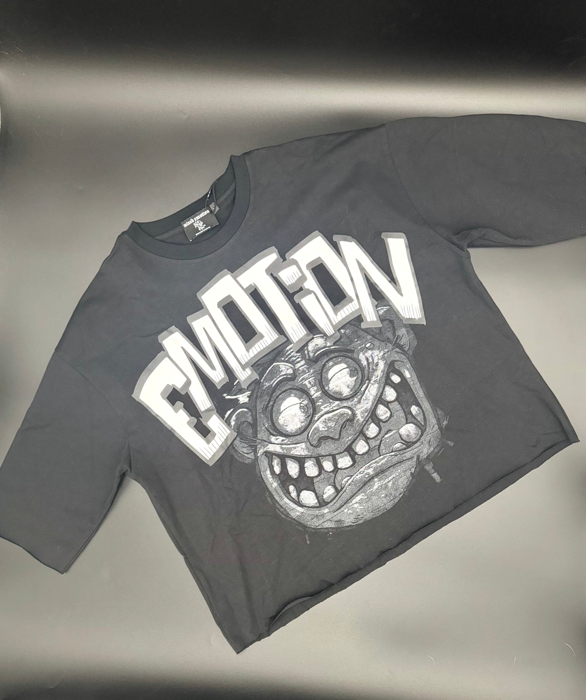 MIXED EMOTIONS MONSTER CROPPED BLACK TEE