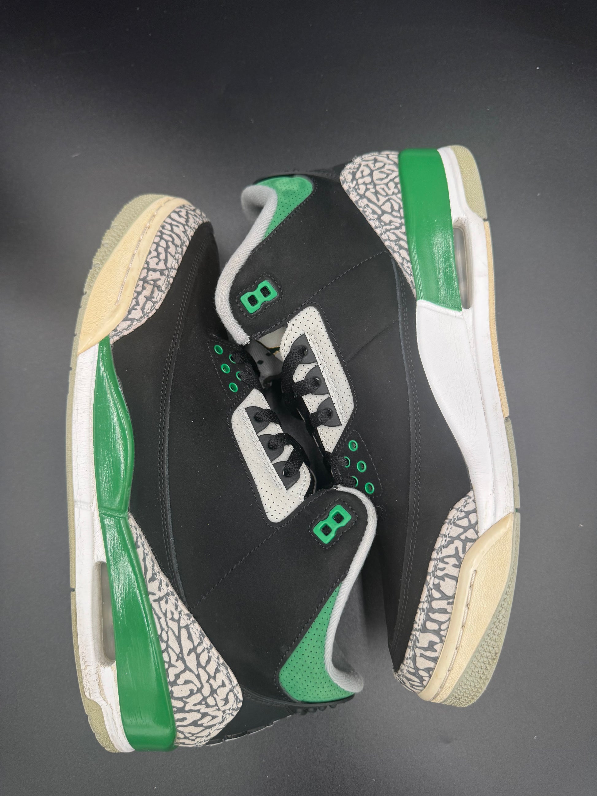 Air Jordan 3 Retro 'Pine Green'