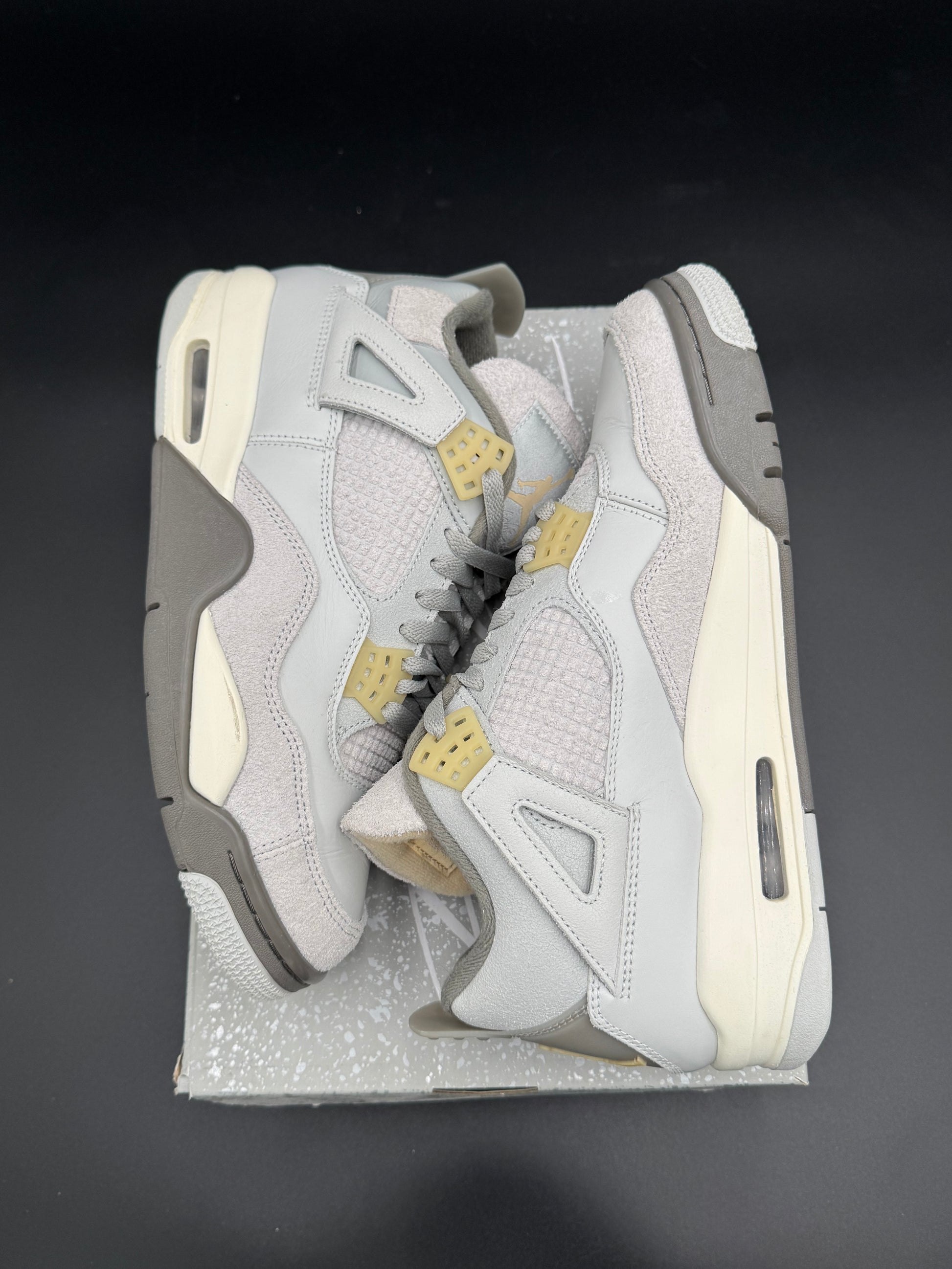 Air Jordan 4 Retro SE Craft 'Photon Dust'