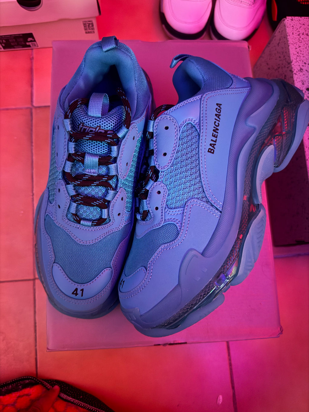 Valenciana Triple S Sneaker `Clear Sole’ - Blue