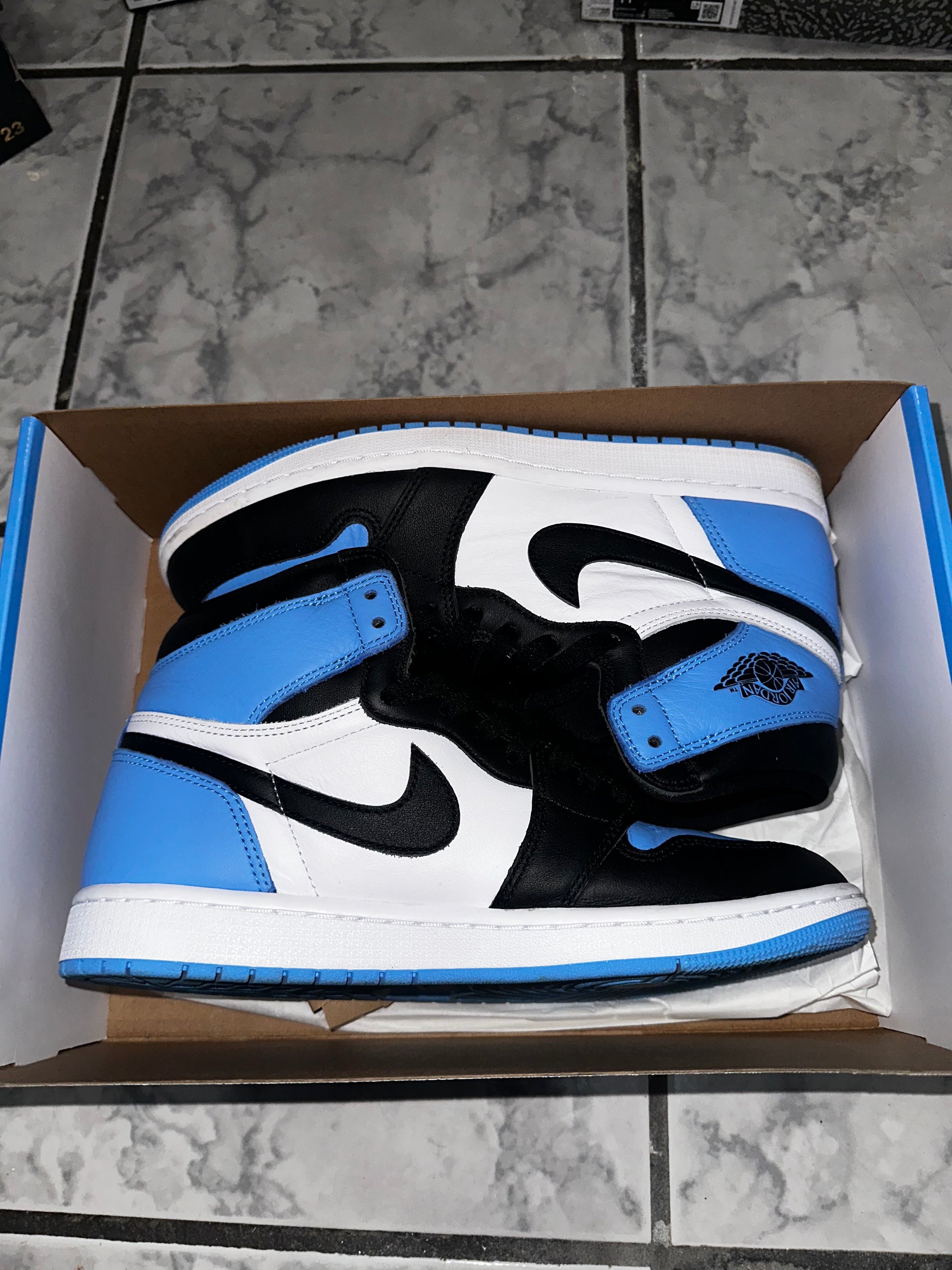 Air Jordan 1 Retro High OG 'UNC Toe'