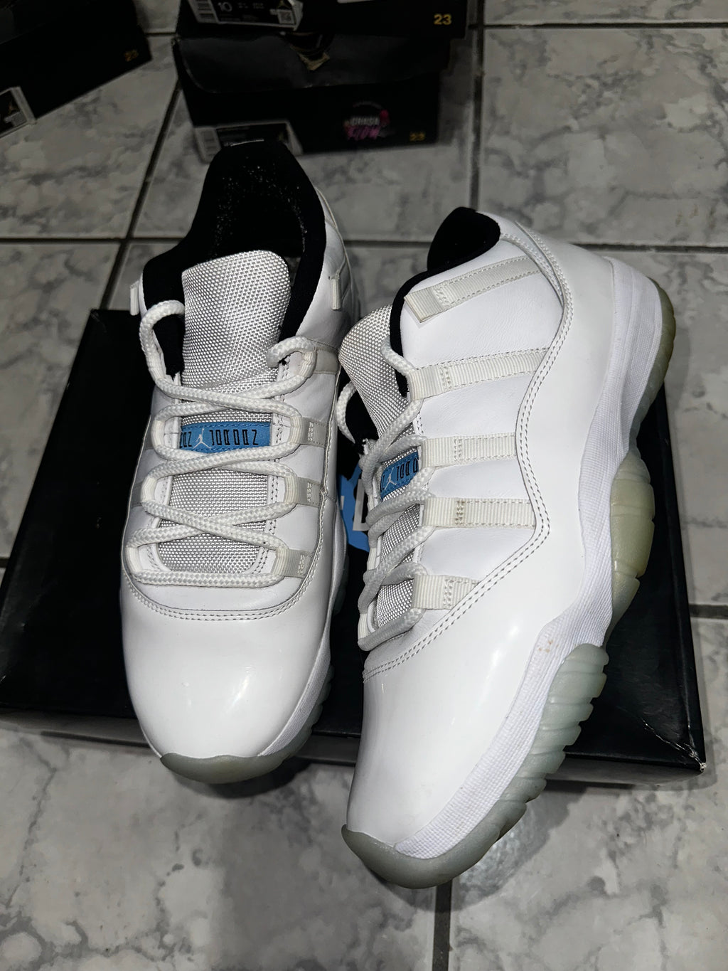 Air Jordan 11 Retro Low 'Legend Blue'