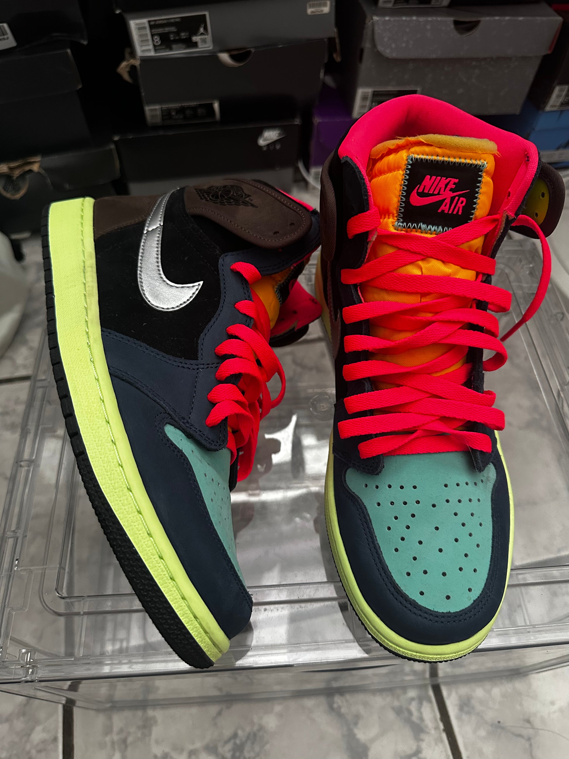 Air Jordan 1 Retro High 'Tokyo Bio Hack'