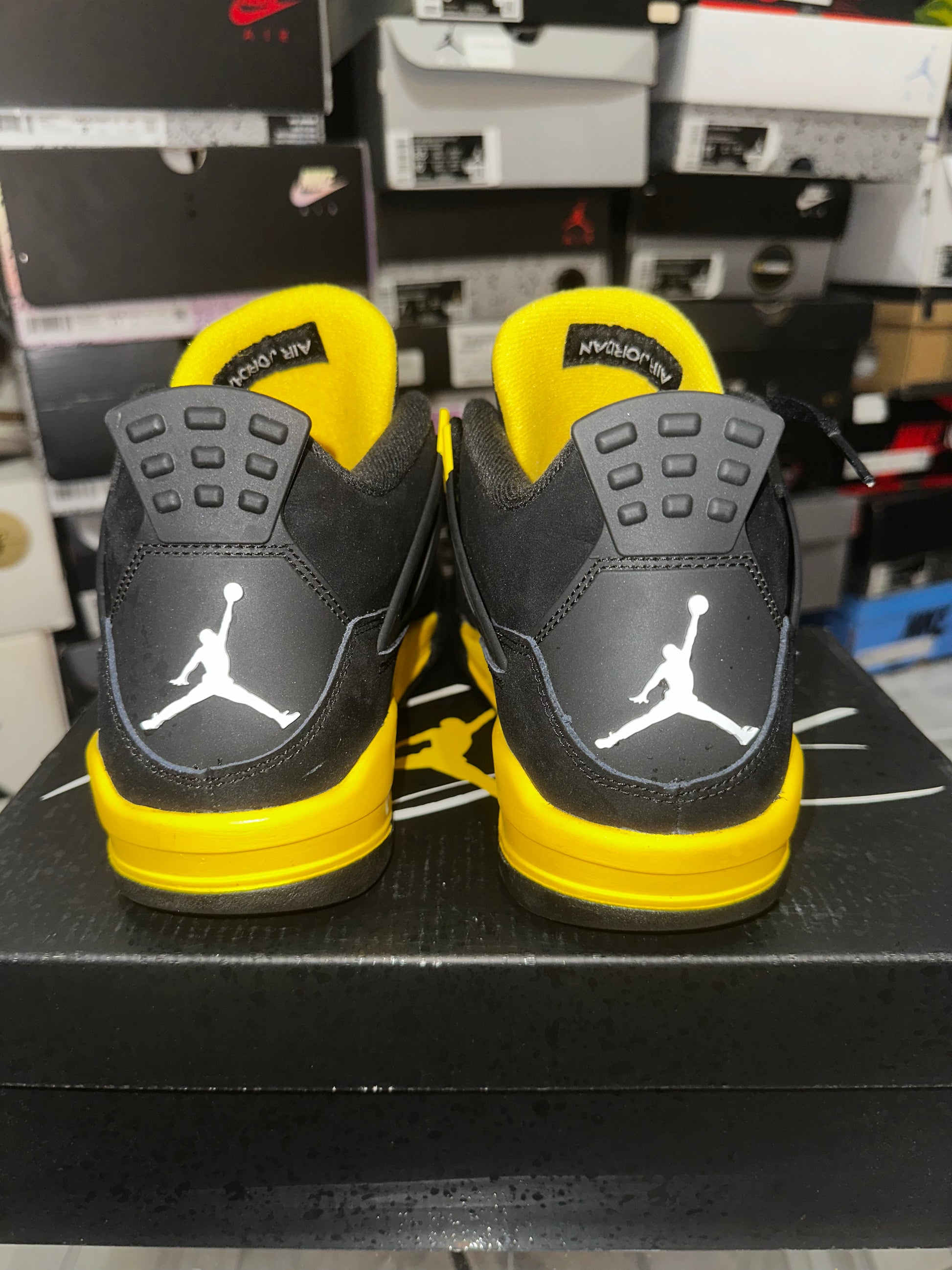 Air Jordan 4 Retro GS 'Thunder' 2023