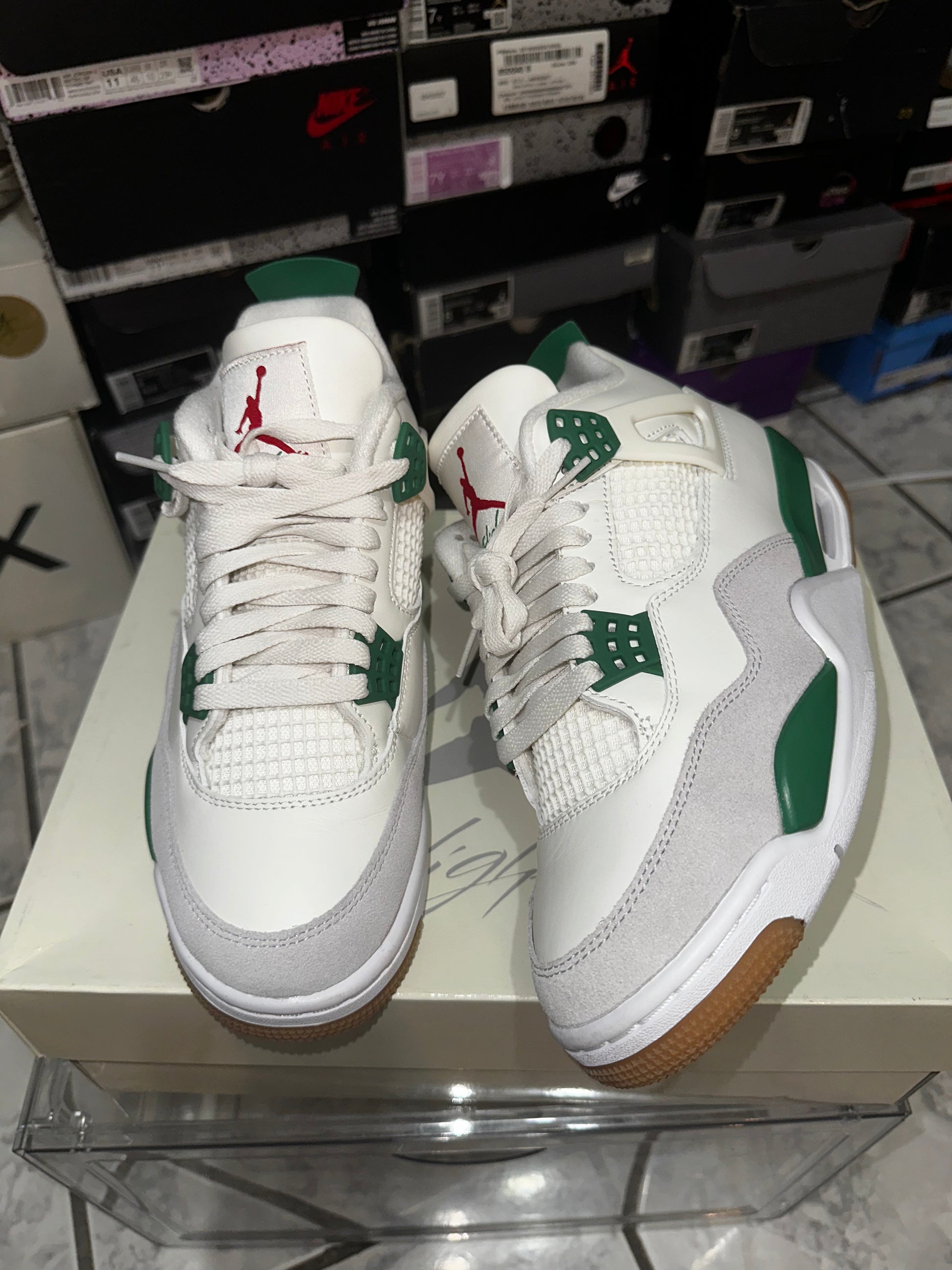 Nike SB x Air Jordan 4 Retro SP 'Pine Green'