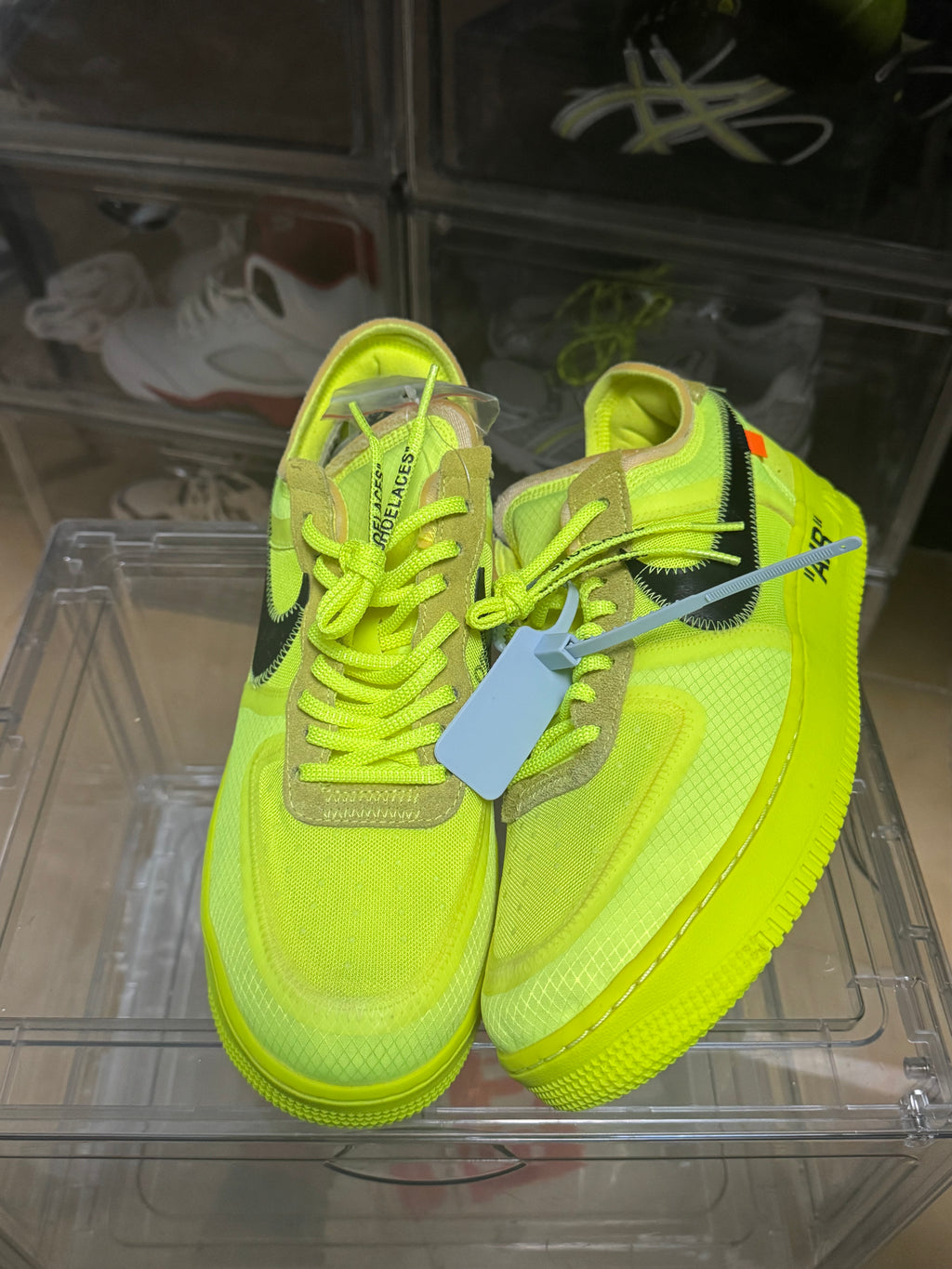 Off-White x Nike Air Force 1 Low 'Volt'
