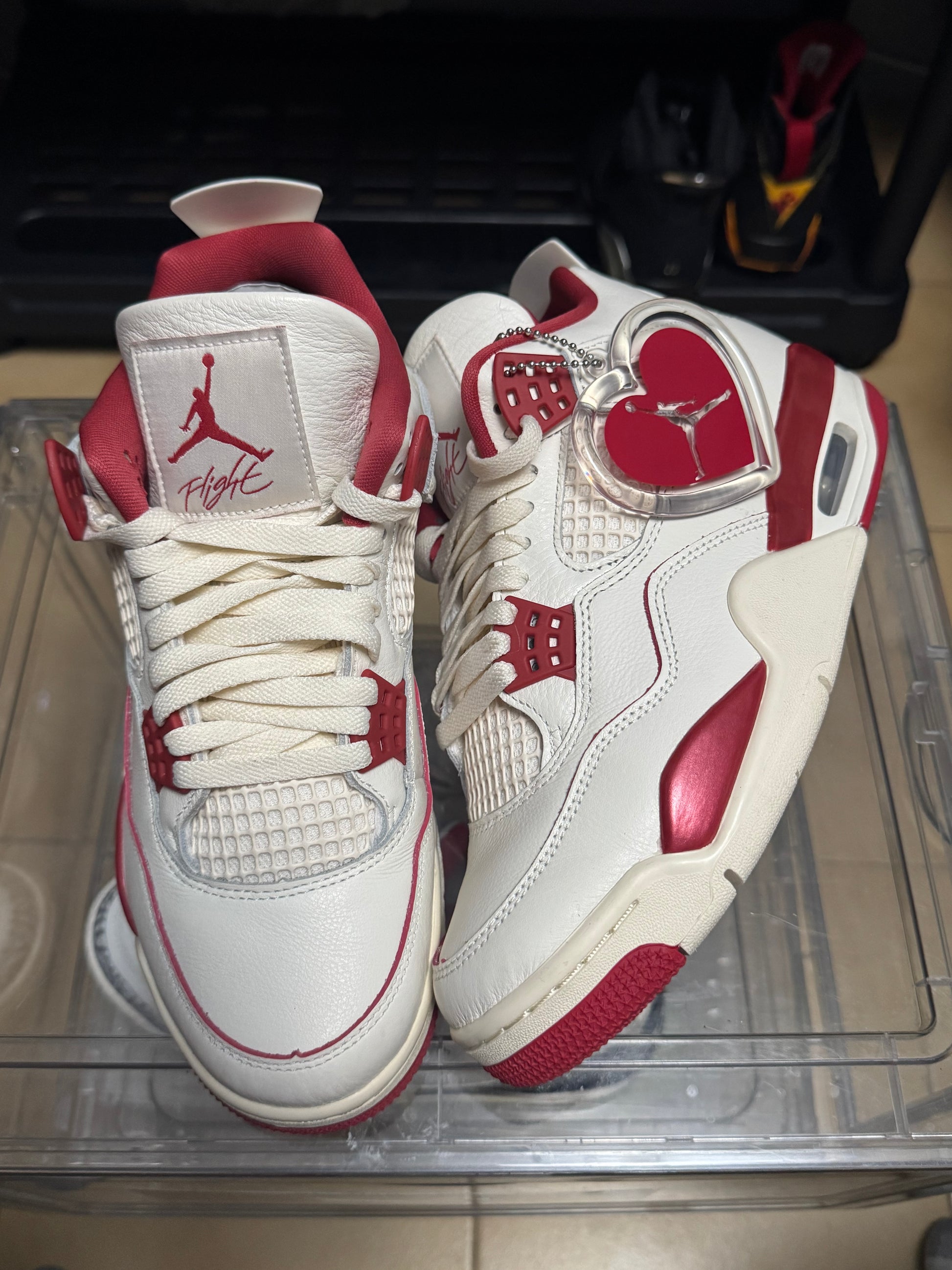 Wmns Air Jordan 4 Retro 'Valentine's Day'