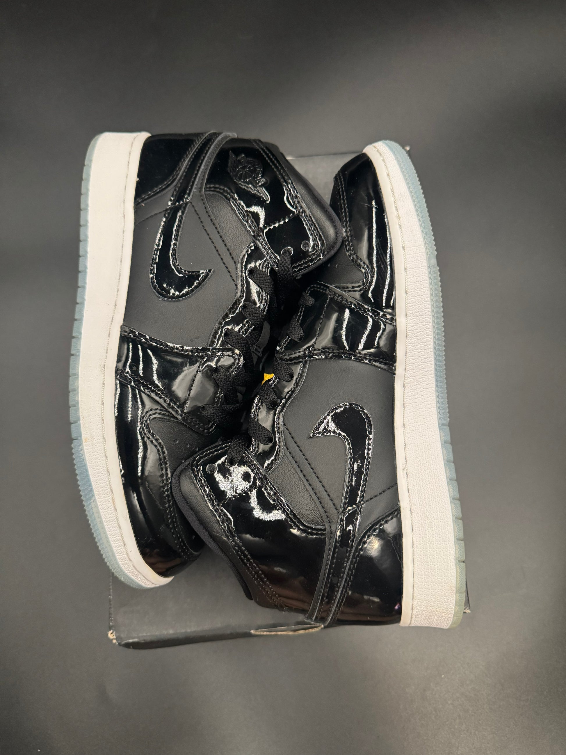 Air Jordan 1 Mid SE GS 'Space Jam'