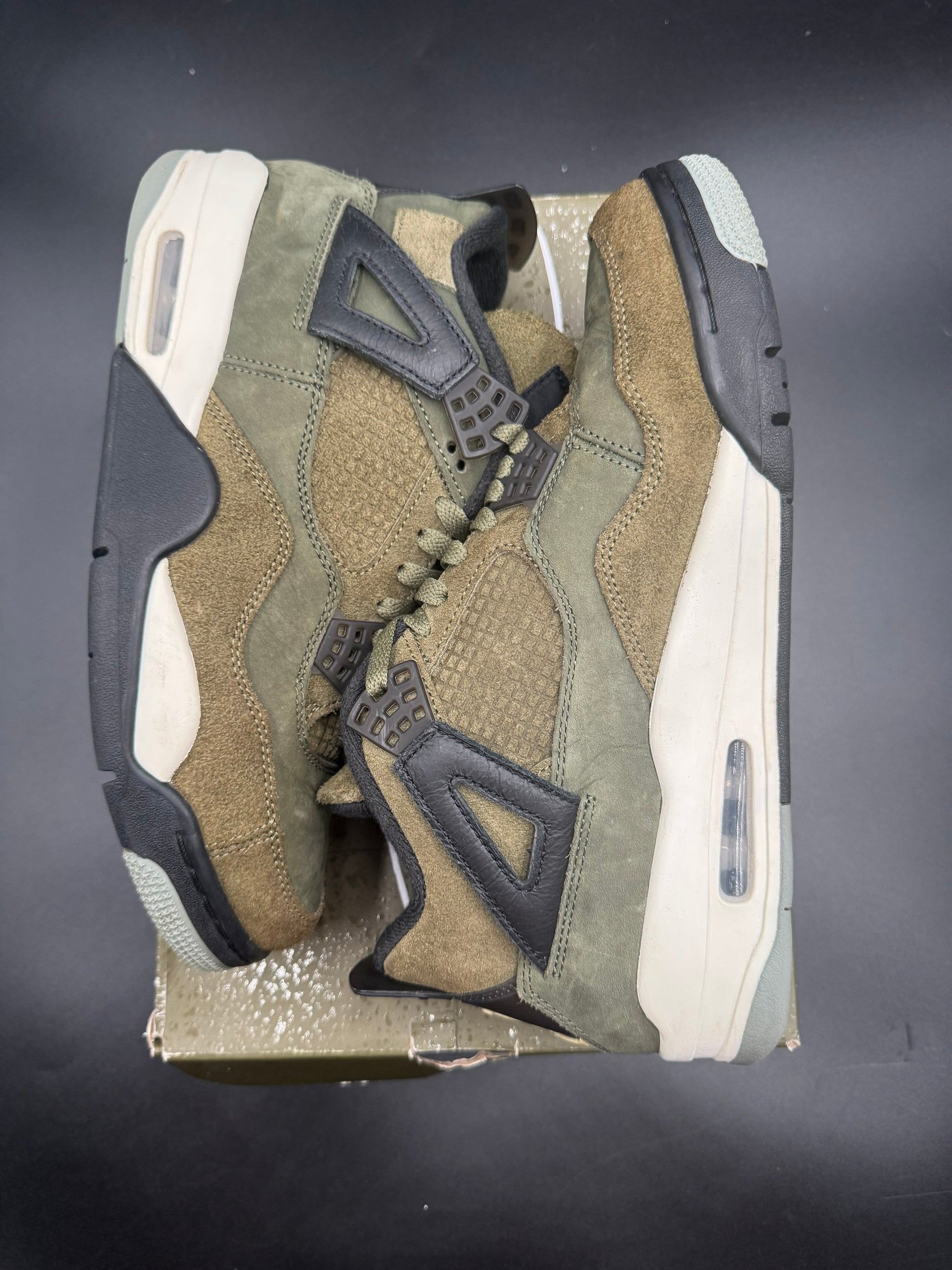Air Jordan 4 Retro SE Craft 'Olive'