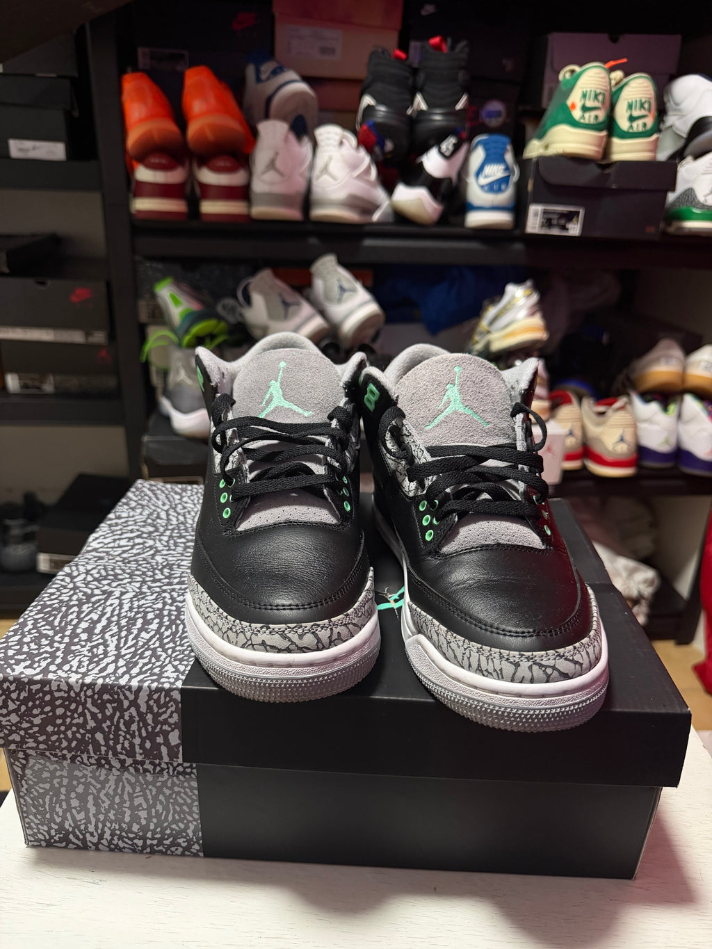 Air Jordan 3 Retro 'Green Glow'