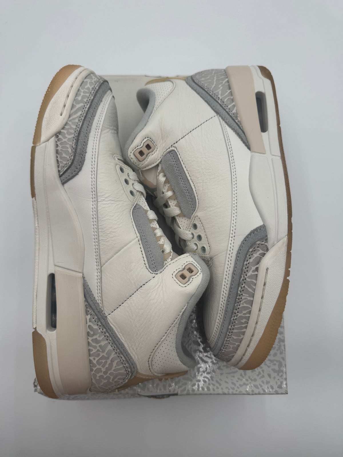 Air Jordan 3 Retro SE Craft 'Ivory'