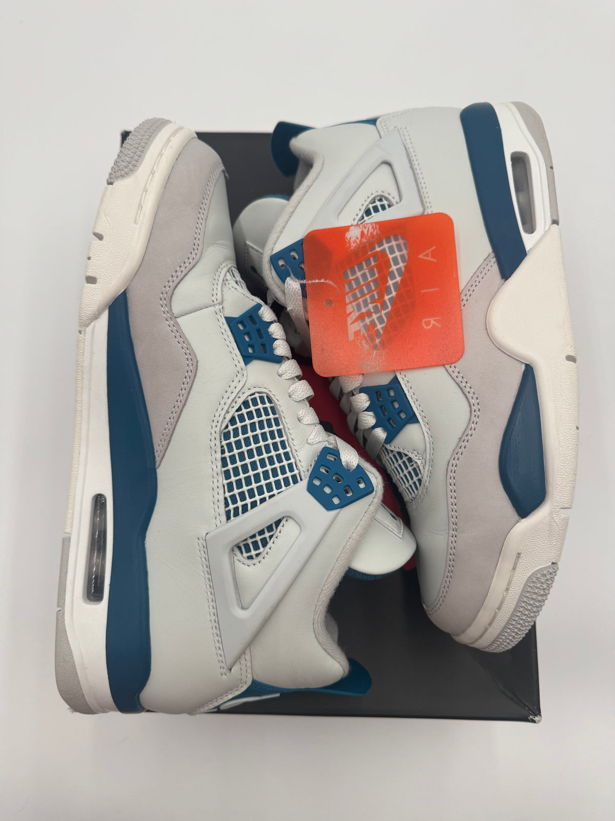 Air Jordan 4 Retro 'Military Blue'