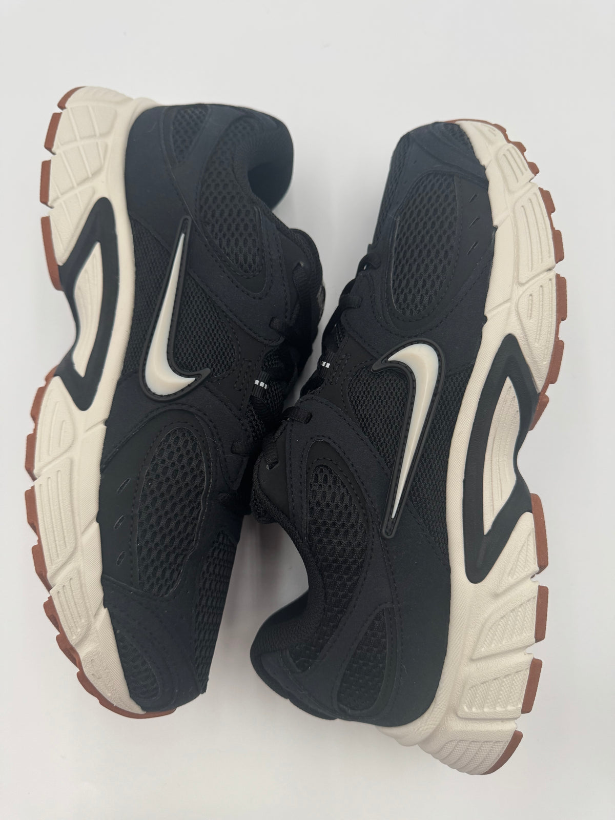 Nike V5 RNR 'Black White'