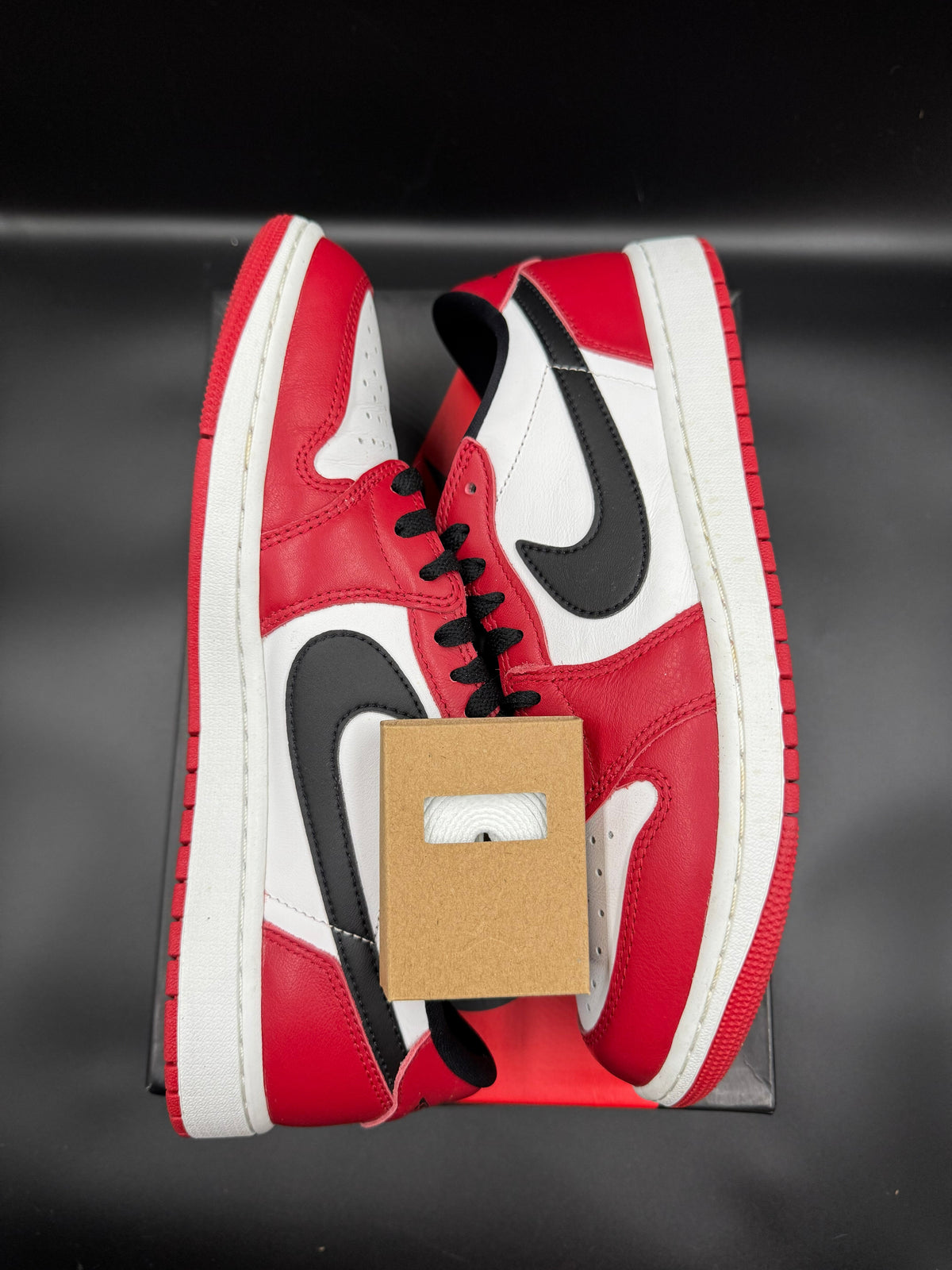 Air Jordan 1 Retro Low OG 'Chicago' 2025