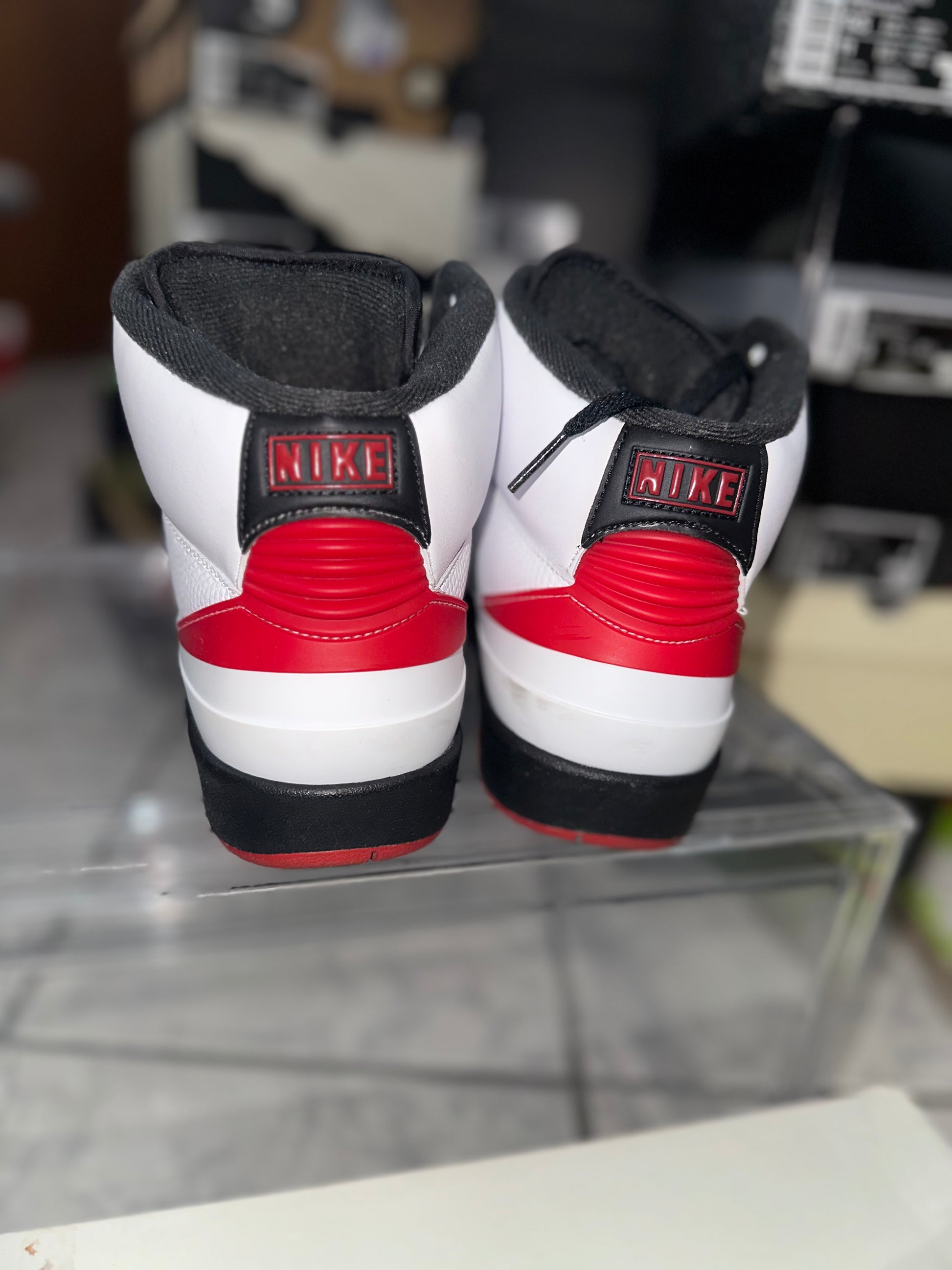 USED Air Jordan 2 Retro 'Chicago'