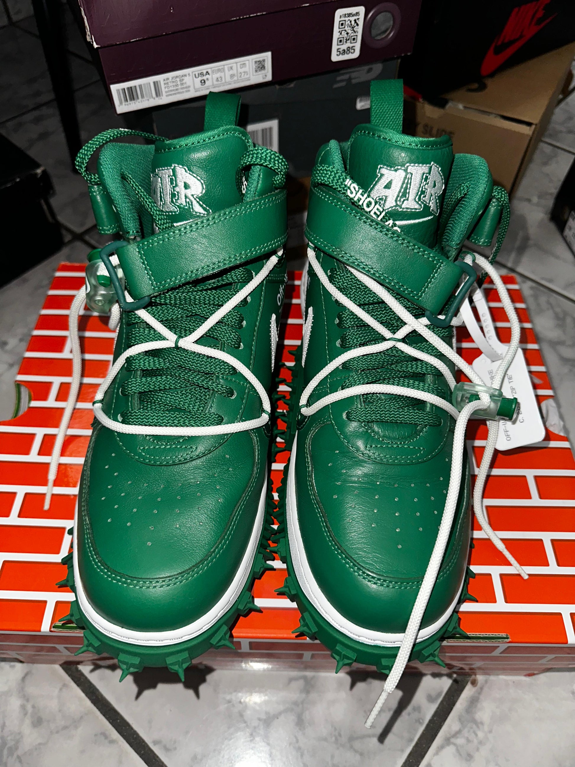 USED Nike Air Force 1 Mid Off-White Pine Green