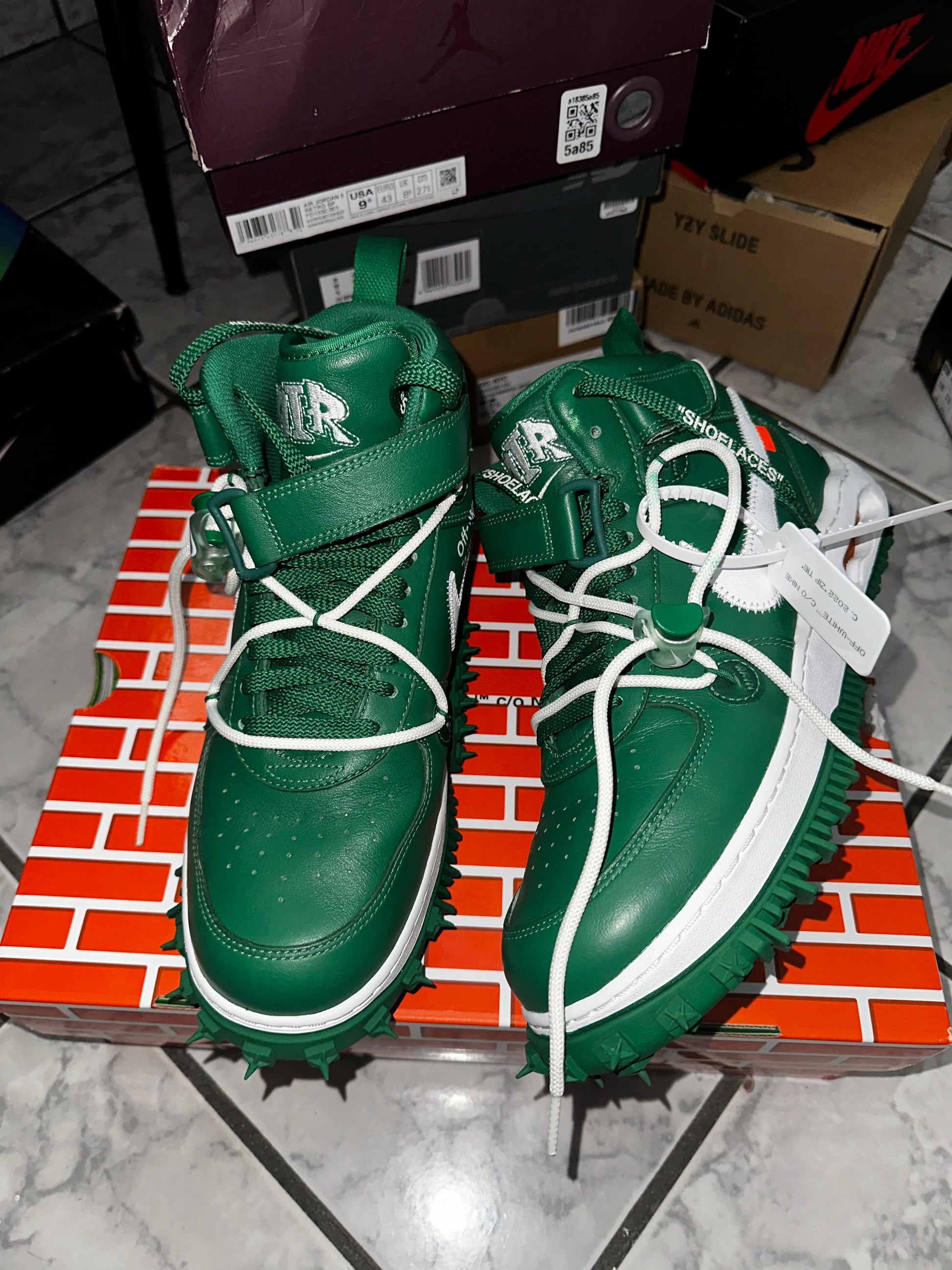 USED Nike Air Force 1 Mid Off-White Pine Green