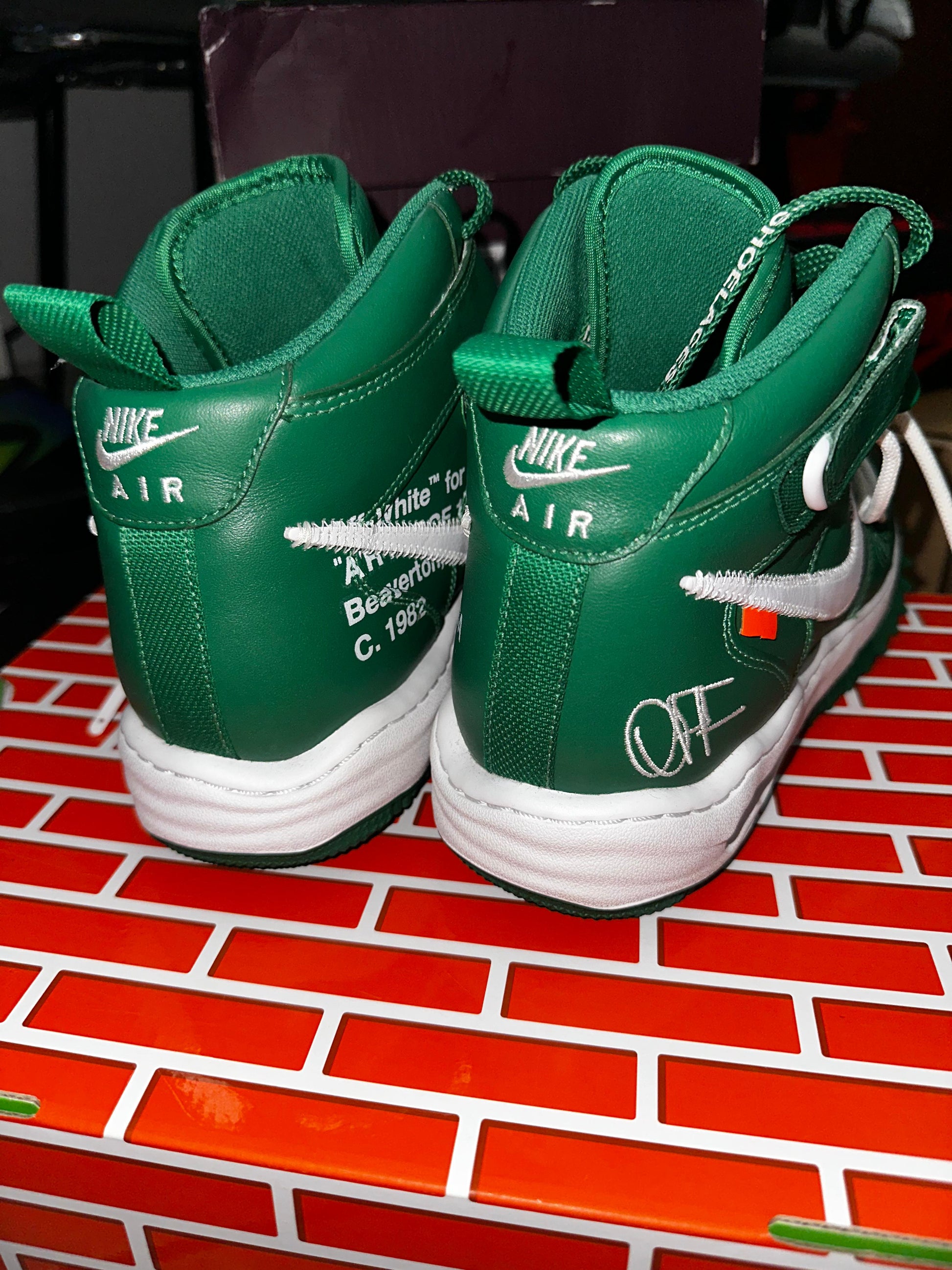 USED Nike Air Force 1 Mid Off-White Pine Green