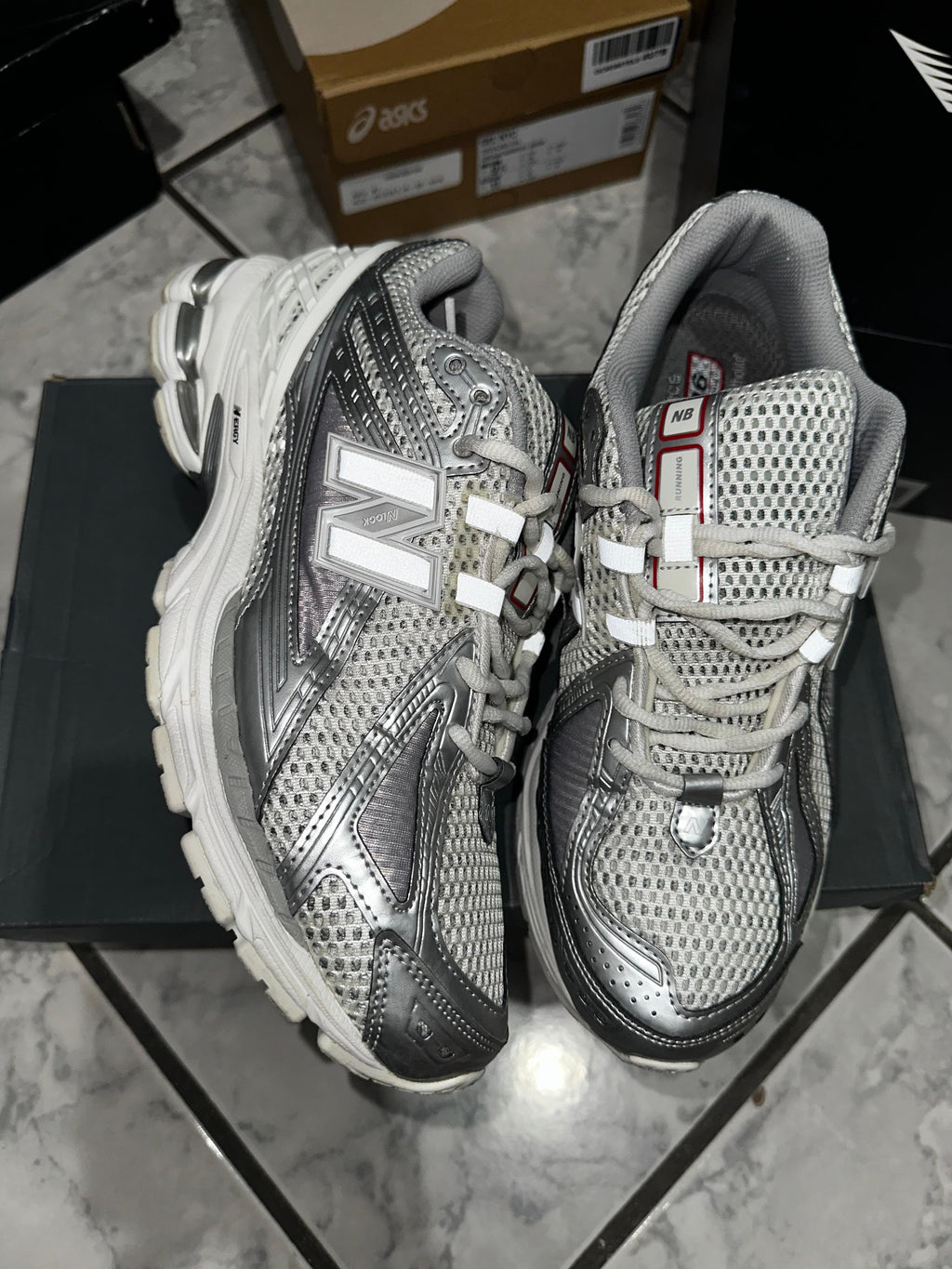 USED New Balance 1906R Urbancore Silver